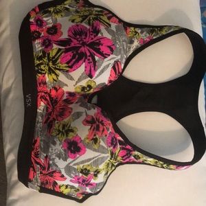 34D Victoria Secrets Sports Bra